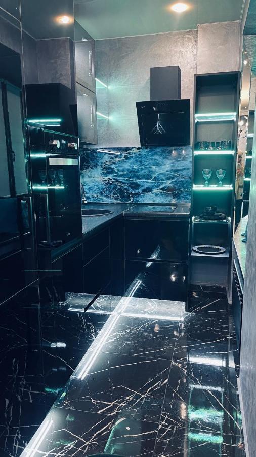 Luxury Design Apartments In The Center Of Kiev 외부 사진